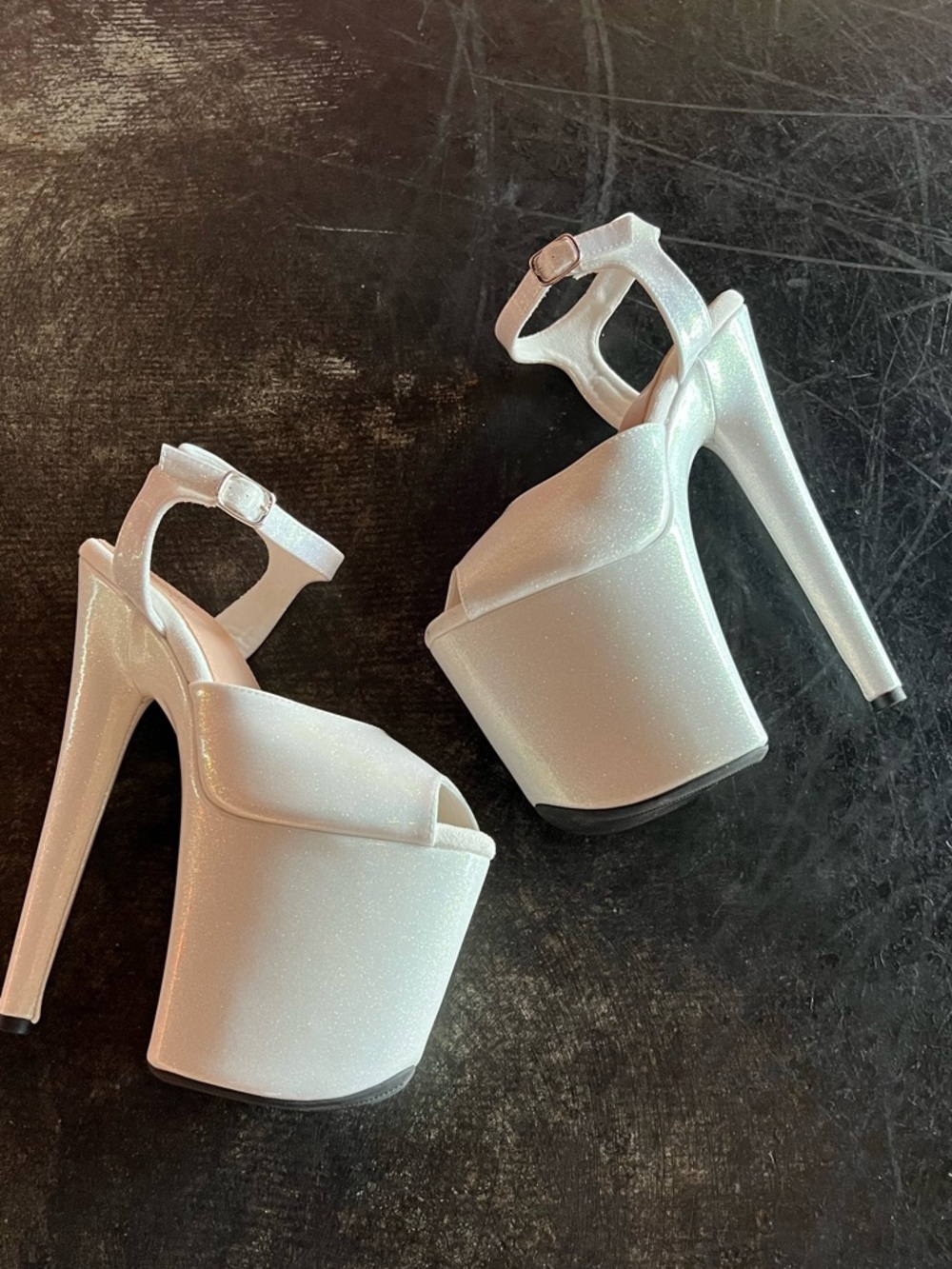 The Glitterati Stiletto - Snow Kween - 8INCH Hella Heels